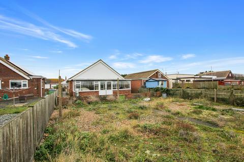 3 bedroom detached bungalow for sale, Leonard Road, New Romney TN28