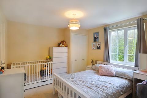 2 bedroom flat for sale, Ashford, Ashford TN23