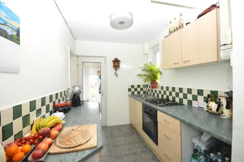 18 Dolphins Road, Folkestone, CT19 5PL