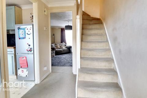 2 bedroom terraced house for sale - Warren Drive, Basildon