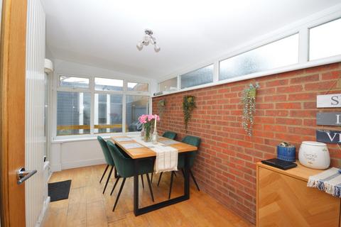 62 Firs Lane, Folkestone, CT19 4QE