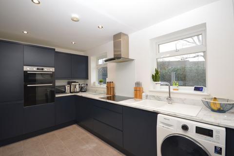 62 Firs Lane, Folkestone, CT19 4QE