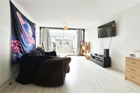 1 bedroom apartment for sale, Dovedale Close, Harefield, Uxbridge