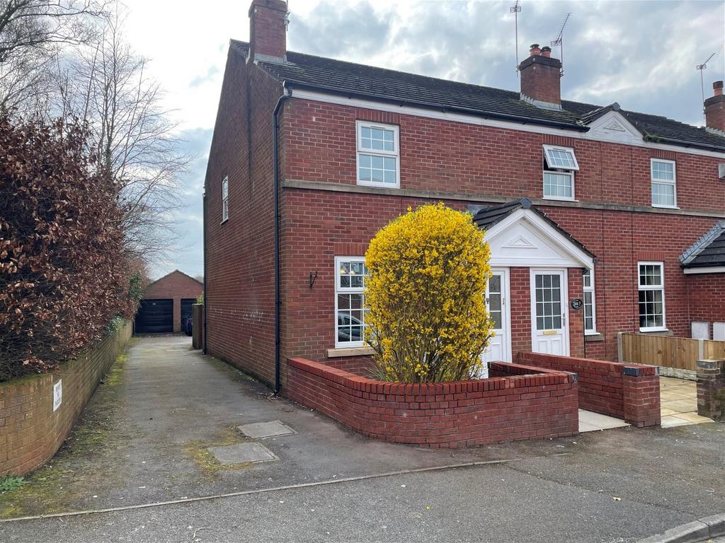 BRIDGE STREET, ORMSKIRK 2 bed end of terrace house for sale £190,000