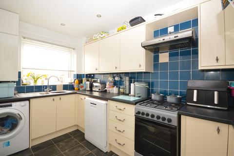49 Grasmere Gardens, Folkestone, CT19 5JL