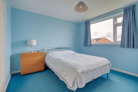 2 bedroom flat for sale, Flat 7 Minster Court, Windsor Close, Taunton
