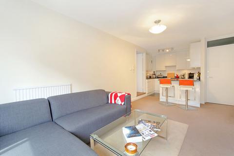 1 bedroom flat to rent - Queens Gardens, London, W2