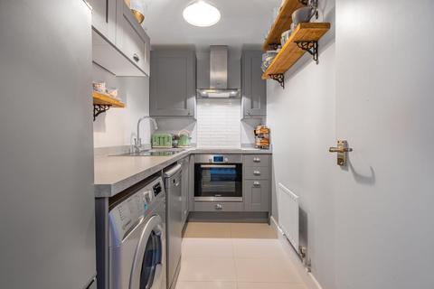 16 Penny Mews, London, SW12 8PU