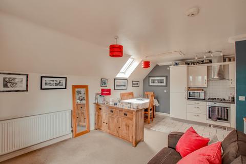 2 bedroom cluster house for sale, BISHOP'S WALTHAM - NO CHAIN