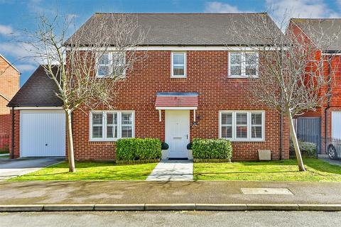 4 bedroom detached house for sale, Wyvern Close, Milton Regis, Sittingbourne, Kent