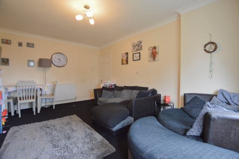 2 bedroom maisonette for sale, High Road, Byfleet, Surrey, KT14