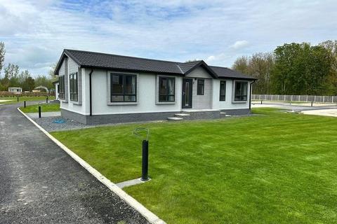 2 bedroom bungalow for sale, The Spinney, Gatenby, Northallerton, DL7