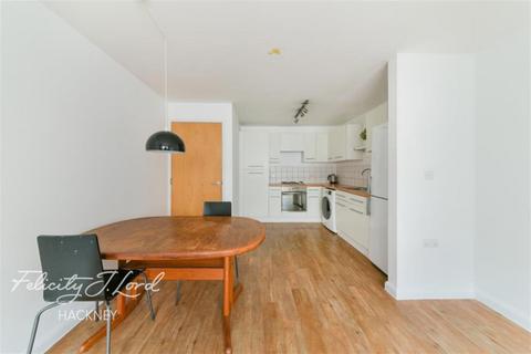 2 bedroom flat to rent, Mackintosh Lane E9