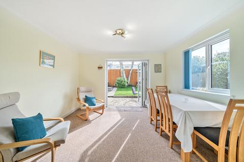 4 bedroom bungalow for sale, Simons Close, Ottershaw, KT16