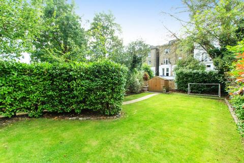 3 bedroom flat to rent - Belsize Square NW3, Belsize Park, London, NW3