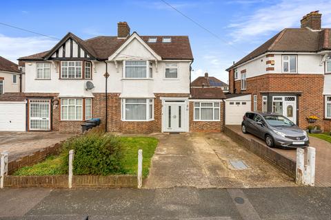 27 Ellesmere Drive, South Croydon, CR2 9EH