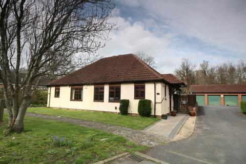 2 bedroom semi-detached bungalow for sale, Biscoe Court, Wheatley, OX33