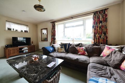 3 bedroom semi-detached house for sale - The Wadeys, Billingshurst, West Sussex