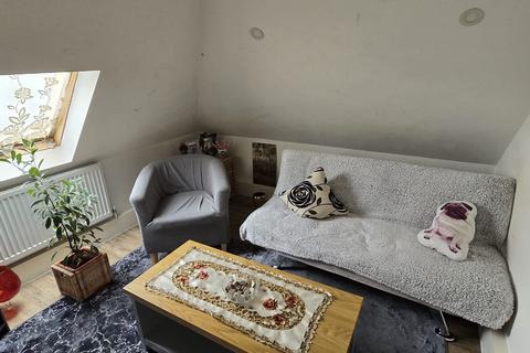 1 bedroom flat for sale - Golfe Road, Ilford, Essex, IG1
