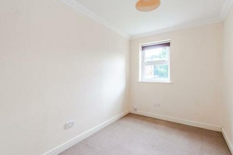 2 bedroom apartment for sale - Bowes Close, Horsham, West Sussex
