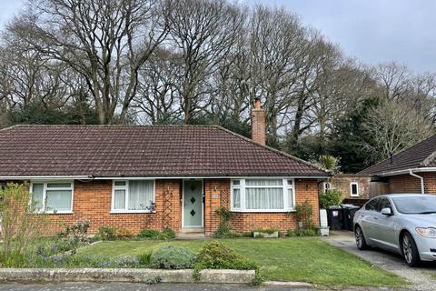 2 bedroom semi-detached house for sale - BH10 HOWETH ROAD, Bournemouth