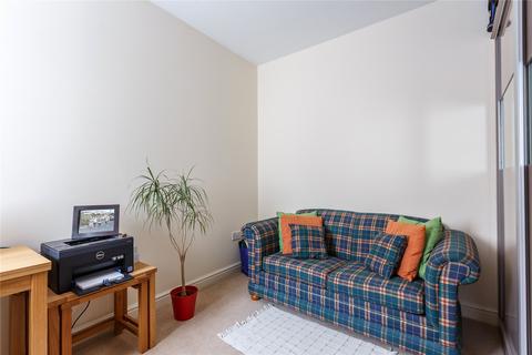 2 bedroom apartment to rent - Peascod Street, Windsor, Berkshire, SL4