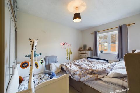3 bedroom end of terrace house to rent - Heather Walk, Aylesbury, Buckinghamshire