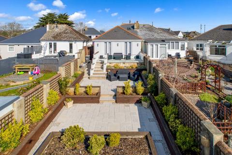 5 Barton Gardens, Paignton, TQ3 3JB