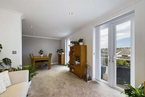 5 Barton Gardens, Paignton, TQ3 3JB