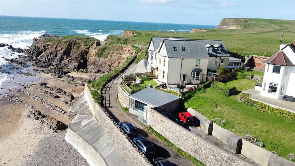 Bude, Cornwall EX23 3 bed apartment - £650,000