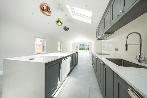 4 bedroom end of terrace house for sale, Sycamore Grove, New Malden, KT3