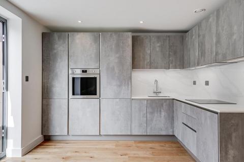 3 bedroom apartment to rent - Marquis Court, Marquis Road, Kings Cross NW1