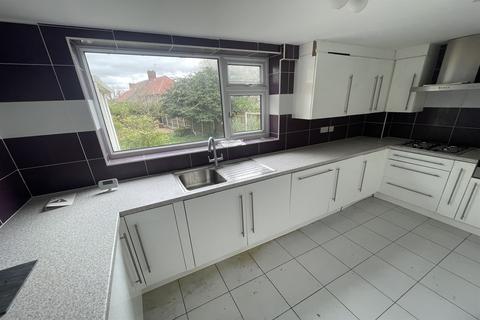 undefined, Farfield Avenue, Beeston, NG9 2PU