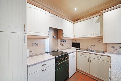 2 bedroom terraced house for sale - Lodge Road, Knowle, B93