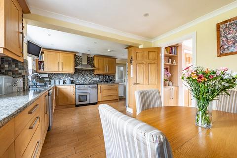 4 bedroom link detached house for sale, The Maples, Carterton, Oxfordshire, OX18