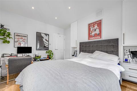 114b Townmead Road, London, SW6 2SR