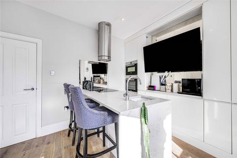 114b Townmead Road, London, SW6 2SR