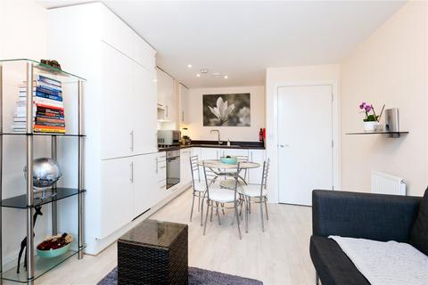1 bedroom apartment to rent, Lamb's Passage, London, EC1Y