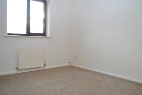 2 bedroom terraced house to rent, Clarks Lane, Newark, Notts, NG24