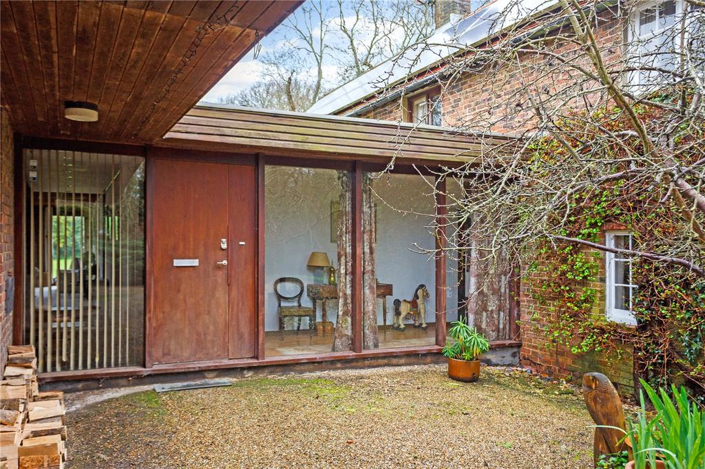 Entrance Porch