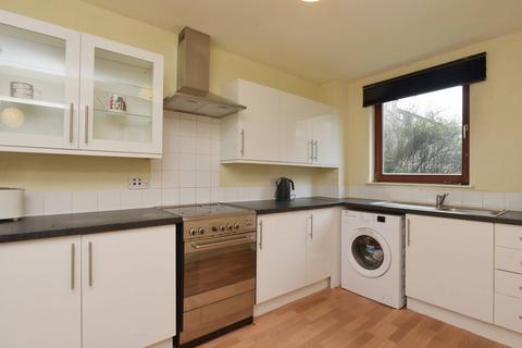 11/3 Duddingston Mills, Edinburgh, EH8 7TU