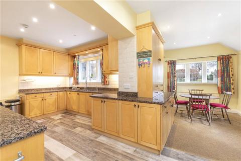 5 bedroom detached house for sale - Southway, Manor Park, Burley in Wharfedale, Ilkley, LS29