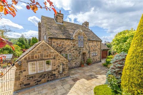 5 bedroom detached house for sale, Southway, Manor Park, Burley in Wharfedale, Ilkley, LS29