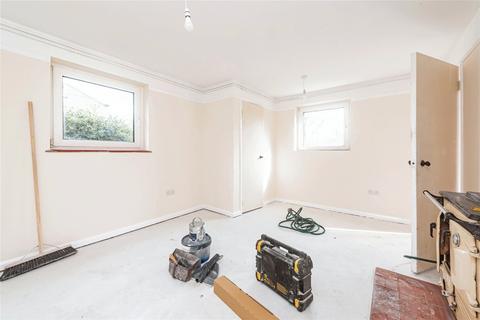 1 Mill Lane, Hartley Wespall, Hook, RG27 0BQ