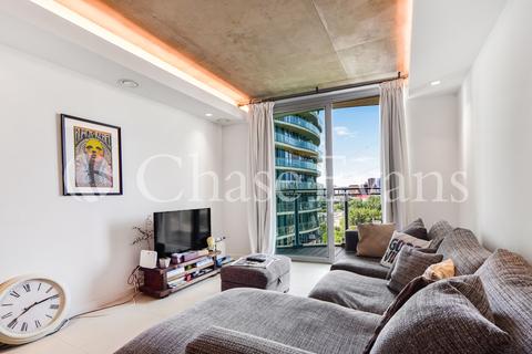 1 bedroom apartment for sale, Hoola, East Tower, Royal Docks E16