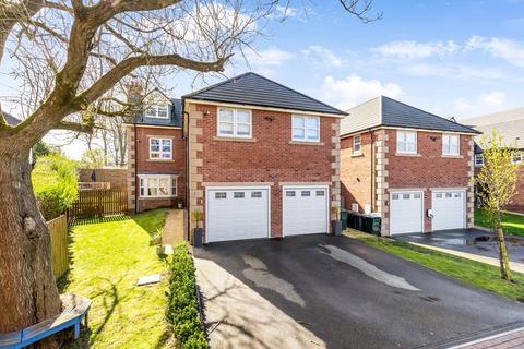 6 bedroom detached house for sale - Moor View Close, Menston, Ilkley, West Yorkshire, LS29