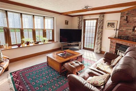 5 bedroom detached house for sale, Farthings Way, Totland Bay, Isle of Wight