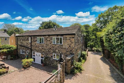 4 bedroom detached house for sale, Rein Road, Horsforth, Leeds, West Yorkshire, LS18