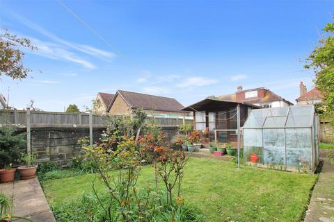 3 bedroom semi-detached house for sale, Westbourne Avenue, Worthing BN14 8DE