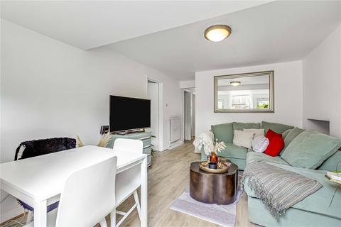 2 bedroom flat for sale, Bedford Road, London, SW4